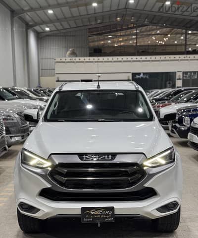 إيسوزو MUX 2024 شبه فل | Isuzu MUX 2024 Semi-Full