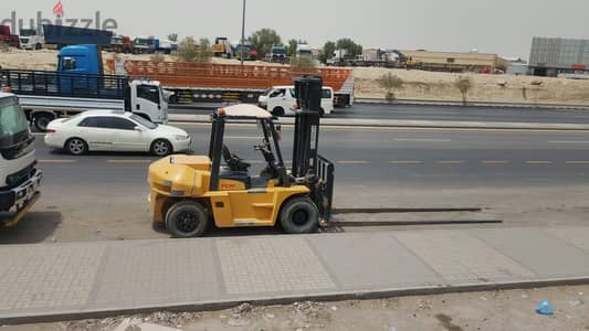 تأجير رافعات شوكيه _فوركلقت-الرياض _الدمام 576778672