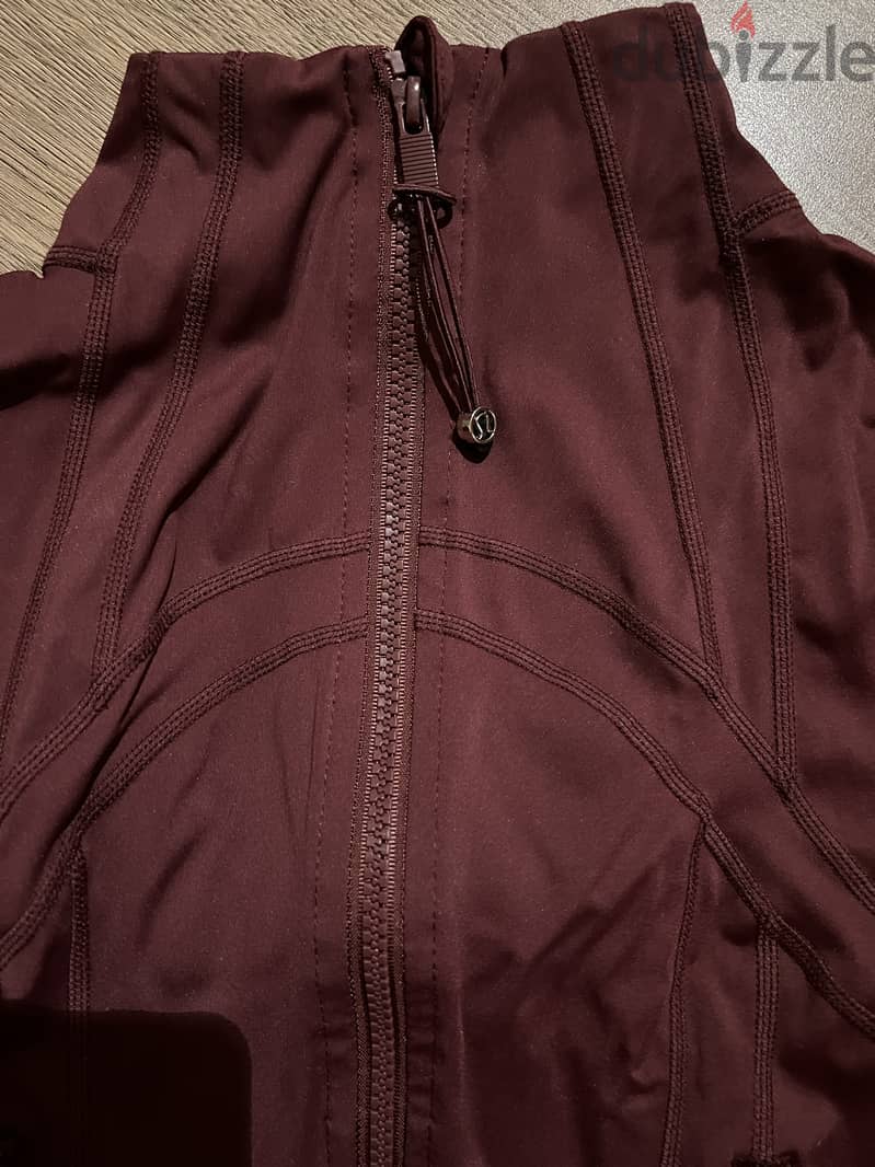 LuluLemon cropped define jacket 4