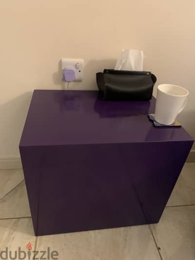 طاولات للضيافه