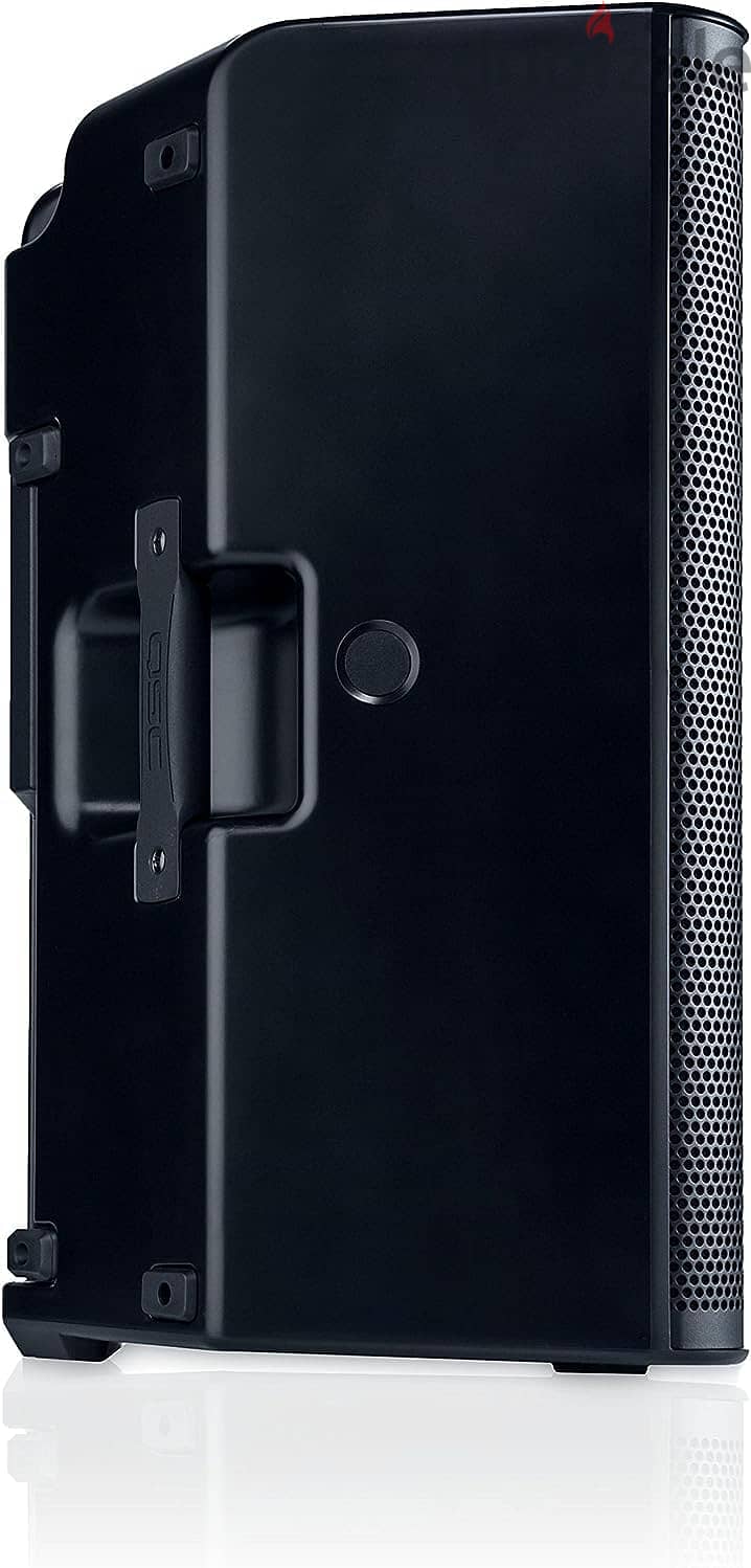 QSC K8.2 Powered Speaker Pair with Stands, Cables, and Bags 2