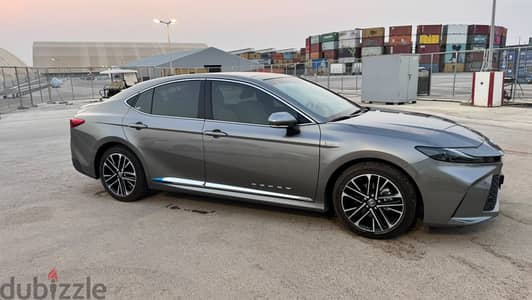 Toyota Camry 2025 LE HEV