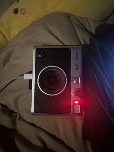 كاميرا فوجي فيلم انستاكس Fujifilm instax mini evo
