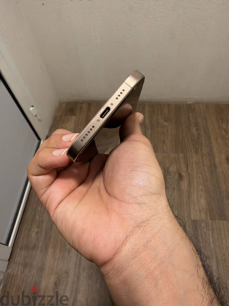 Apple - iPhone 16 Pro Max 512GB 3