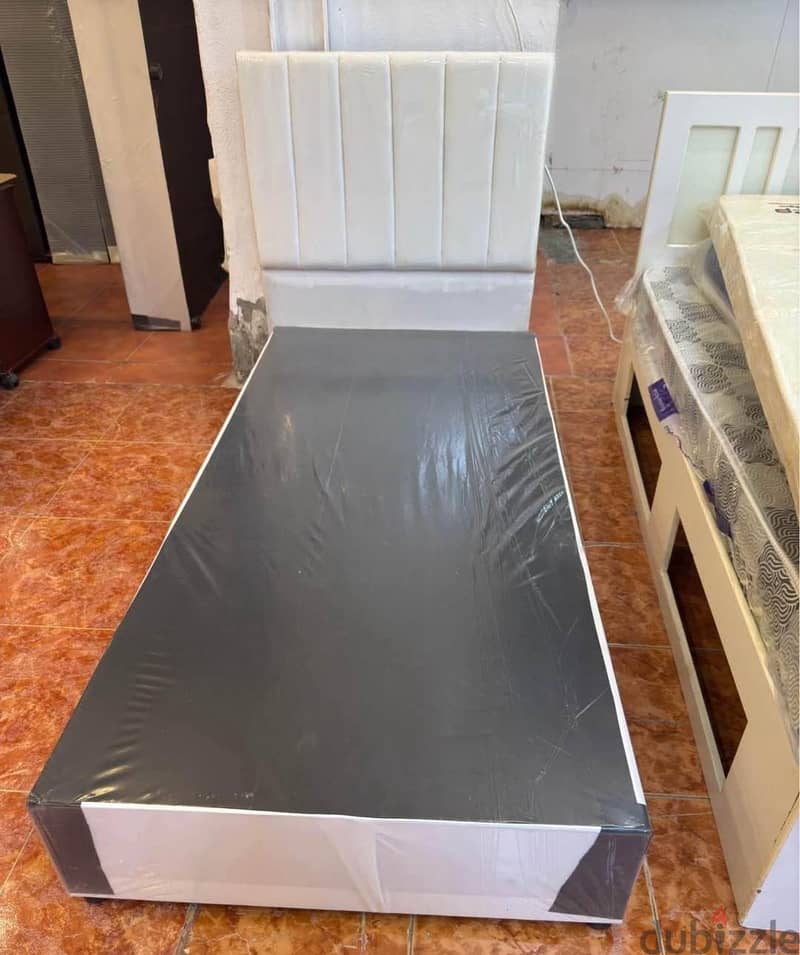 New single bed available in low price 2