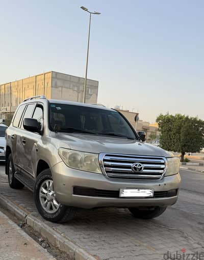 Toyota Land Cruiser 2011