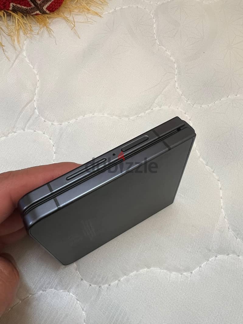 Samsung Z Flip 7 512 GB 3