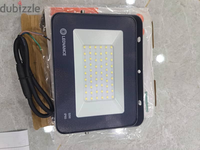 LED ECO FLOODLIGHT. LEDVANCE 4
