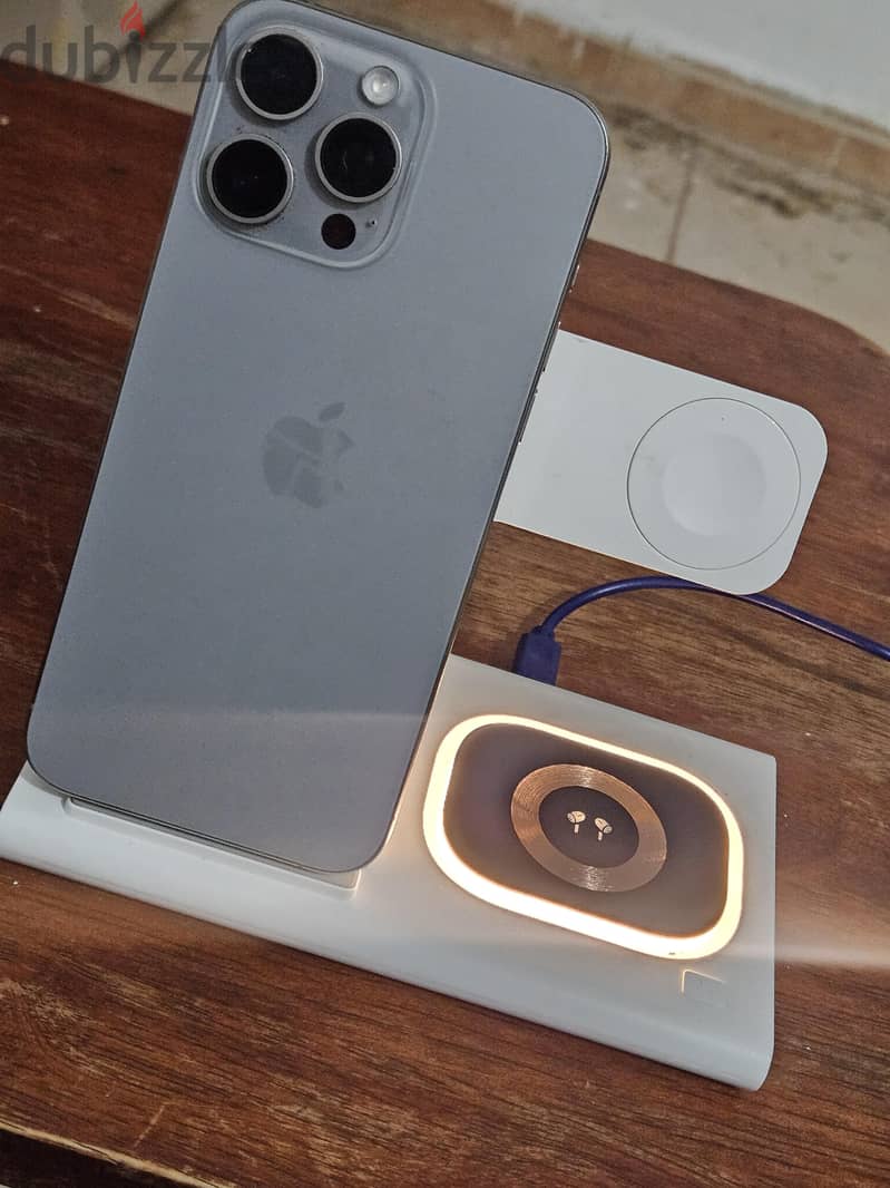 Apple - iPhone 15 Pro Max 1