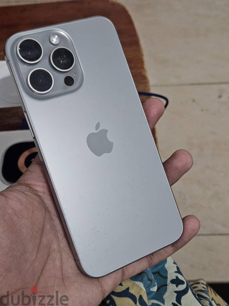 Apple - iPhone 15 Pro Max 11