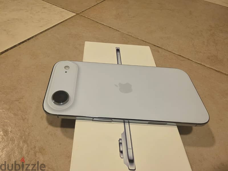Apple iPhone Air 1TB Sky Blue 3