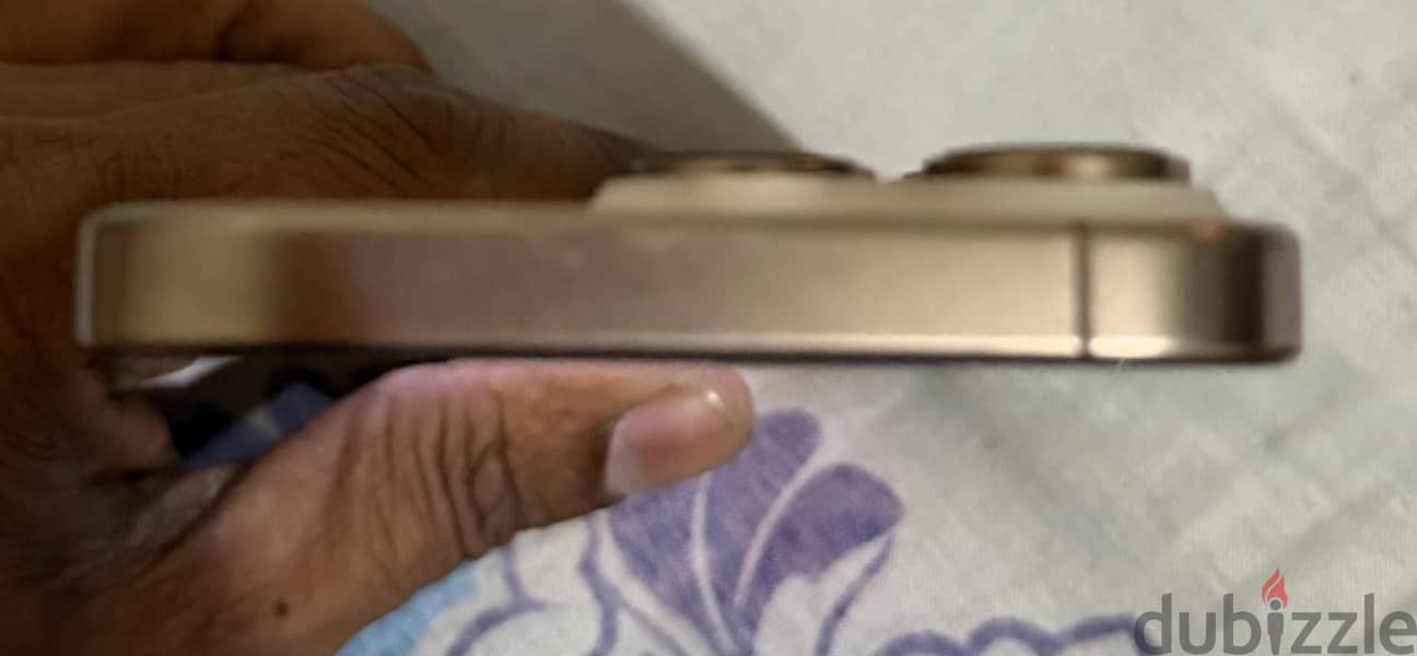 iPhone 16pro 256gb rise gold 3