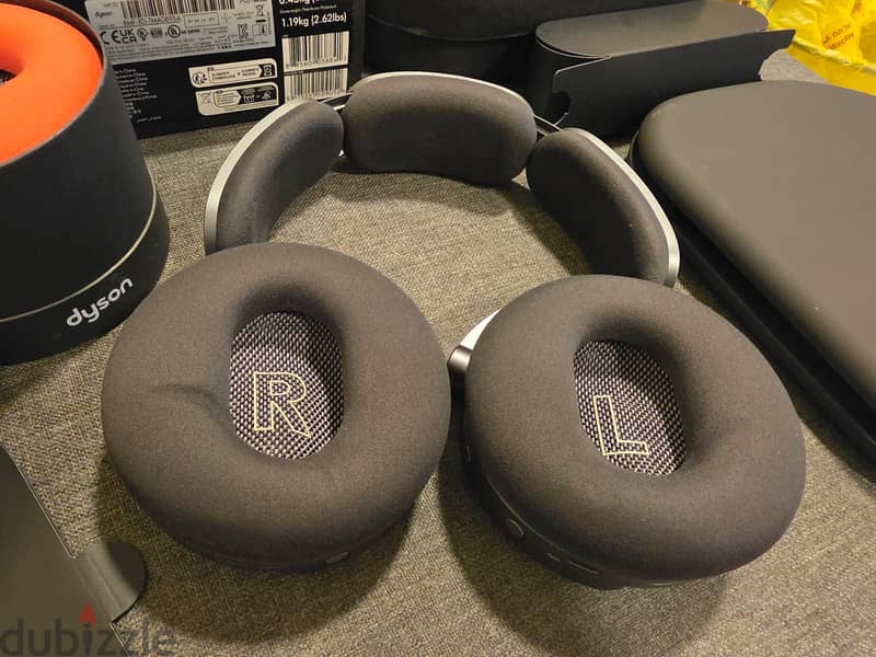 Dyson OnTrac™ Wireless Headphones 4