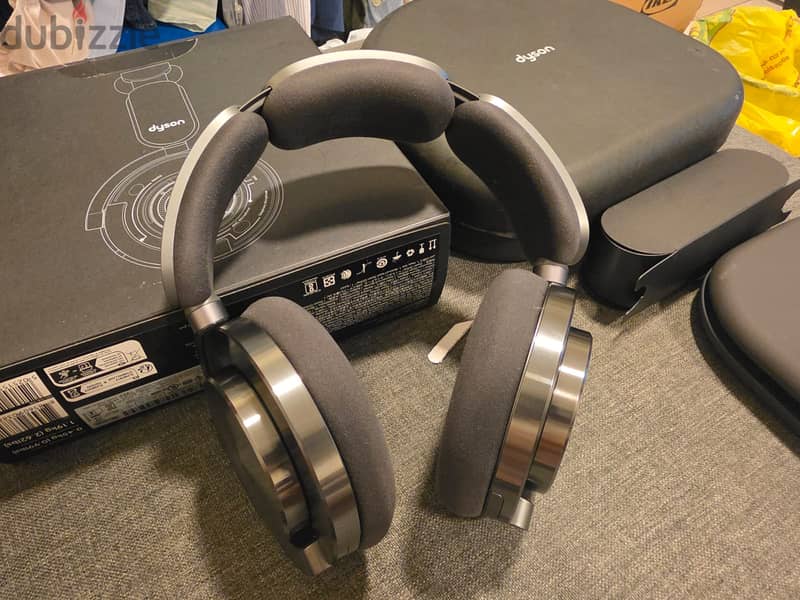 Dyson OnTrac™ Wireless Headphones 5