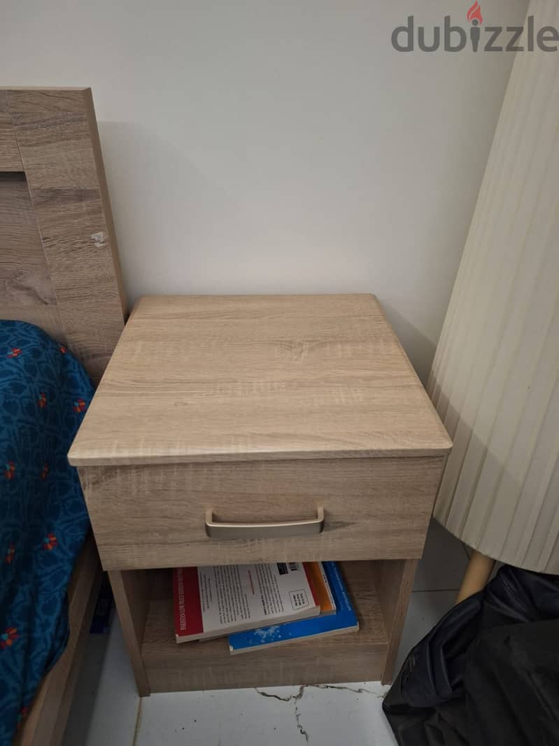King Size Bedroom Set for Sale – Good Condition 2