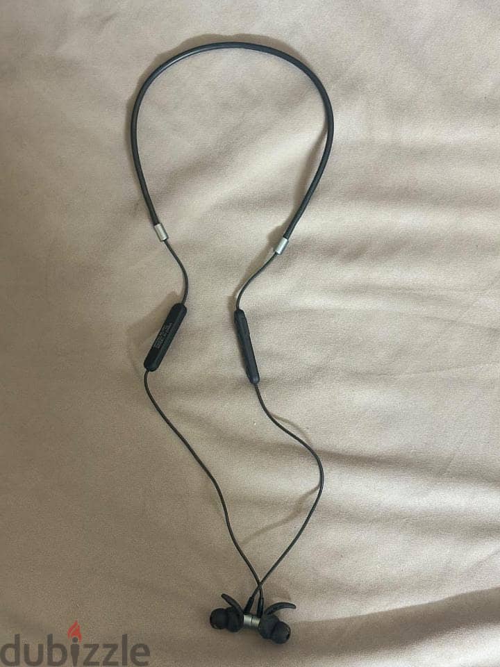 Good Quality working headsets for sale 1