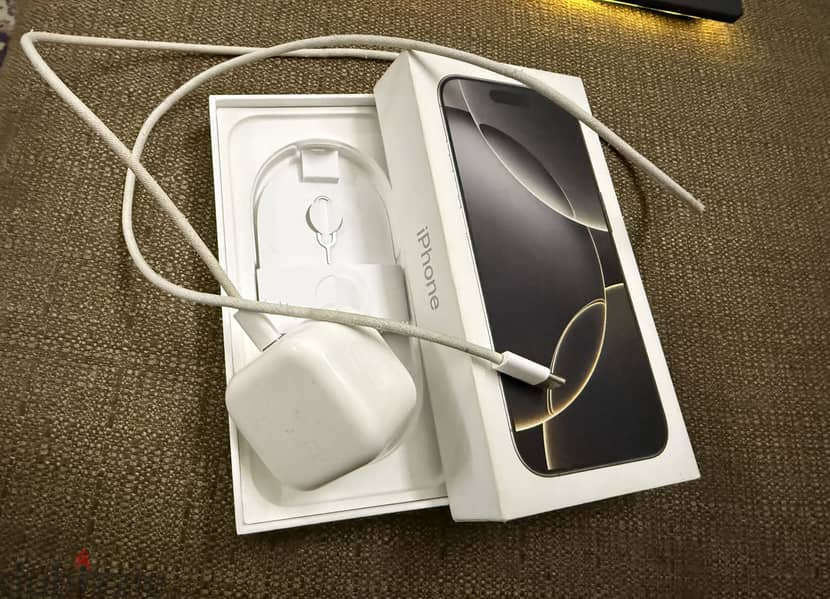 Apple - iPhone 16 Pro 1