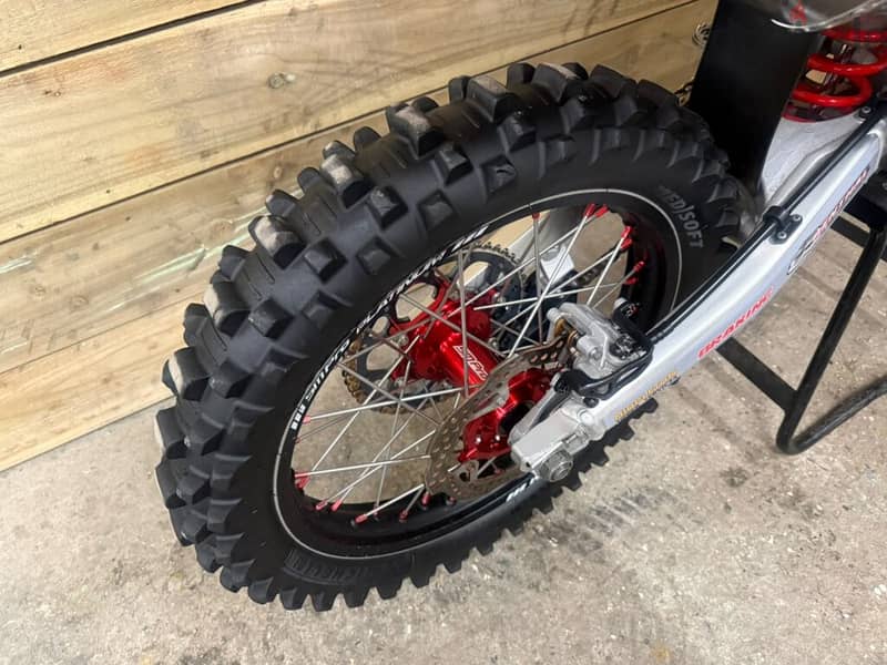 HONDA CRF 250 2025 4