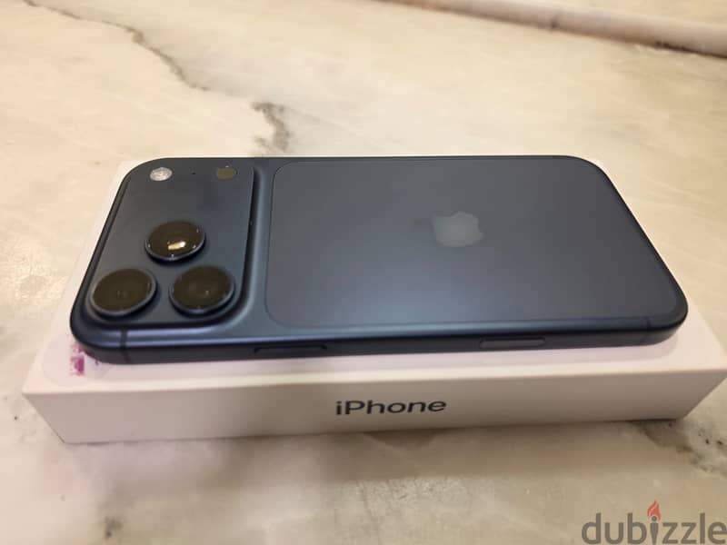 Apple iPhone 17 Pro Max 256GB Deep Blue 1