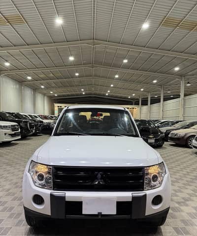 ميتسوبيشي باجيرو 2008 يدوي | Mitsubishi Pajero 2008 Manual