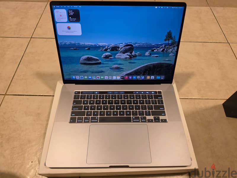 Apple Macbook Pro 16 inch 1