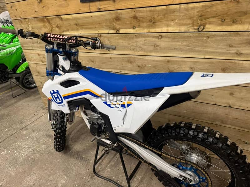 HUSQVARNA FC 450 2023 BRAND NEW 8