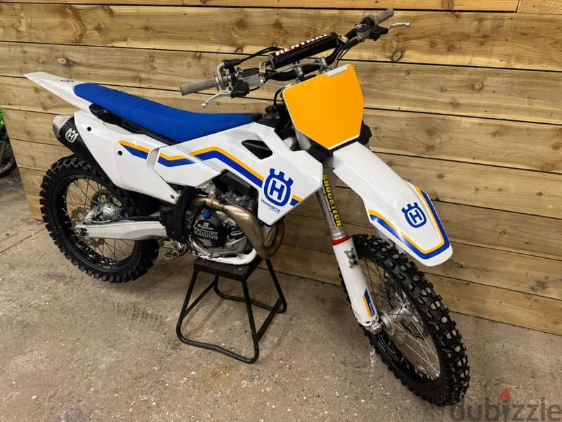 HUSQVARNA FC 450 2023 BRAND NEW 12