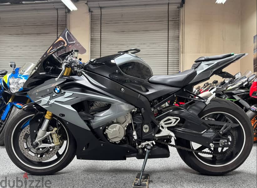 2017 BMW S1000RR available 1