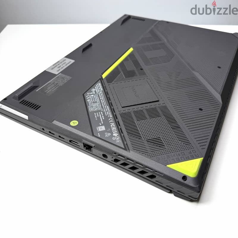 ASUS ROG Strix G18 Gaming Laptop AMD Ryzen 9 32GB RAM 1TB SSD RTX 5070 4