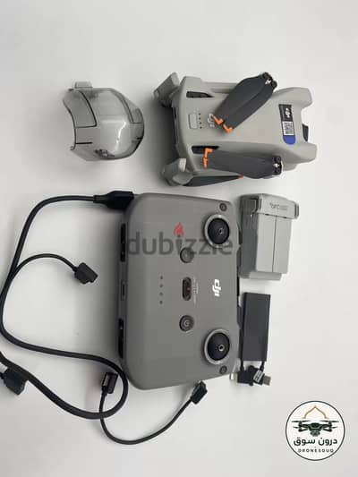 درون DJI Mini 3 مستعمل حالة 95٪ شبه جديد