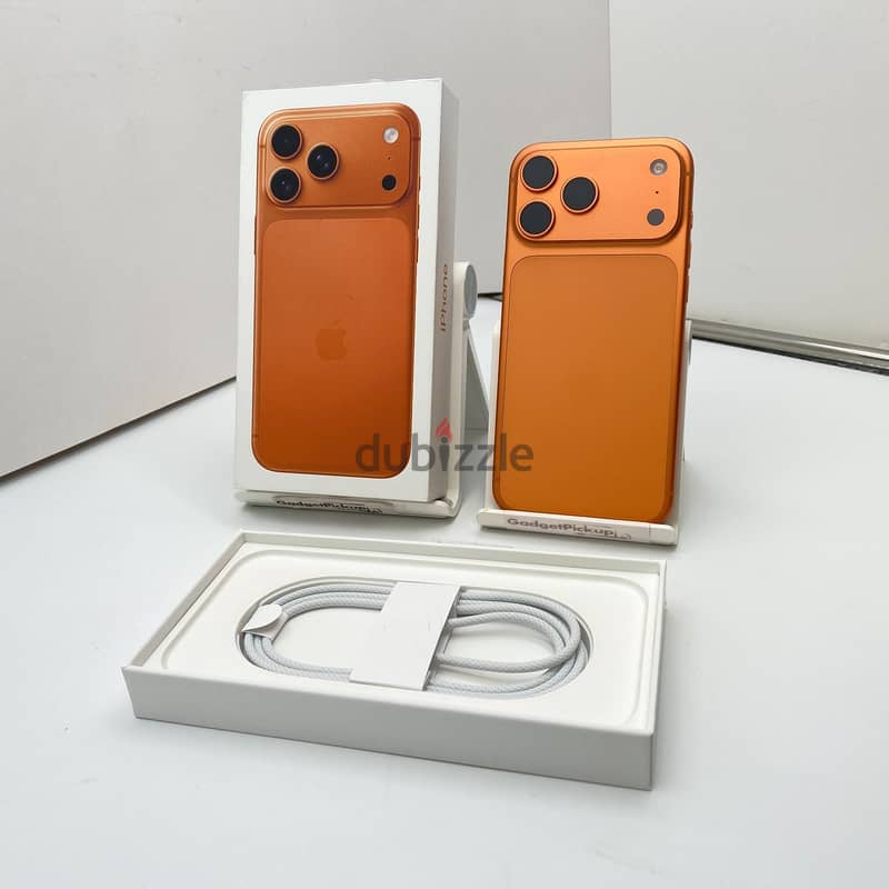 Apple iPhone 17 Pro Max - 256GB - Cosmic Orange (Unlocked) 1