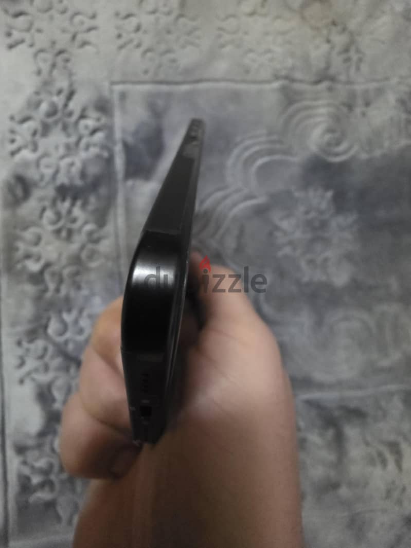 آبل - آيفون 16 برو ماكس 3