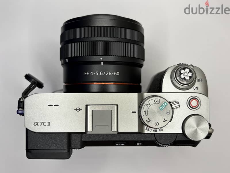 Sony a7C Mark II Full Frame Complete Set (Body/Lens/Flash/Tripod) 2