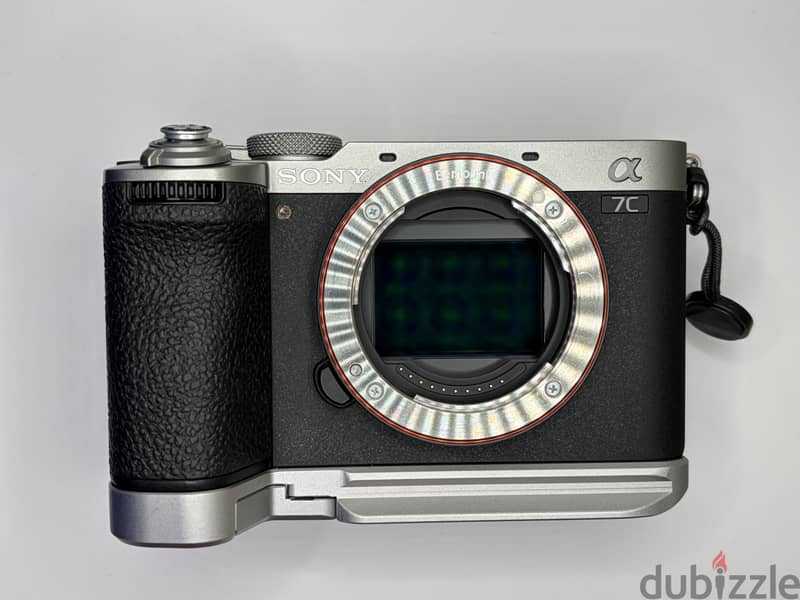 Sony a7C Mark II Full Frame Complete Set (Body/Lens/Flash/Tripod) 6