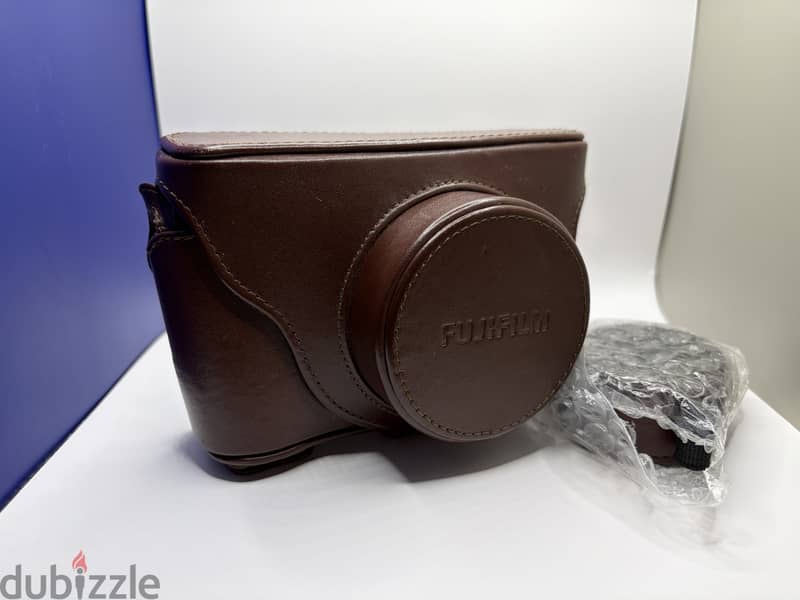 Fujifilm Finepix X100 (Classic) 7