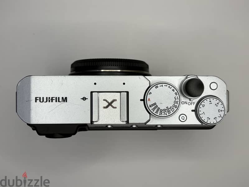 Fujifilm XE4 (Body Only) - Low Shutter Count 1