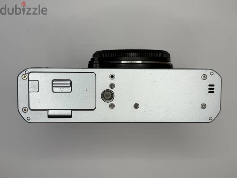 Fujifilm XE4 (Body Only) - Low Shutter Count 3