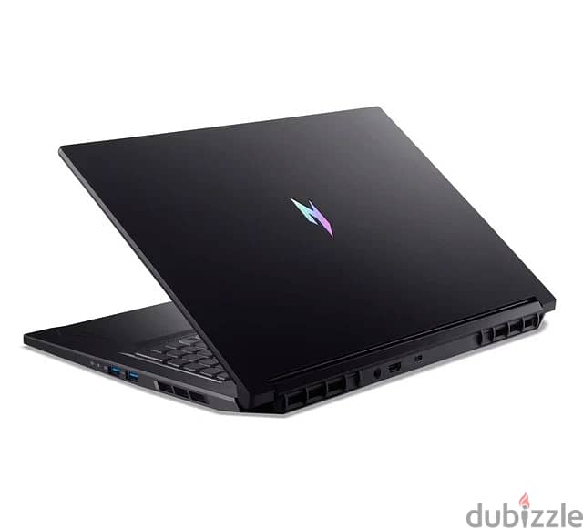 Acer Nitro V 17 AI 17.3" FHD AMD Ryzen 5 240 16GB 512GB SSD RTX 5060 W 3