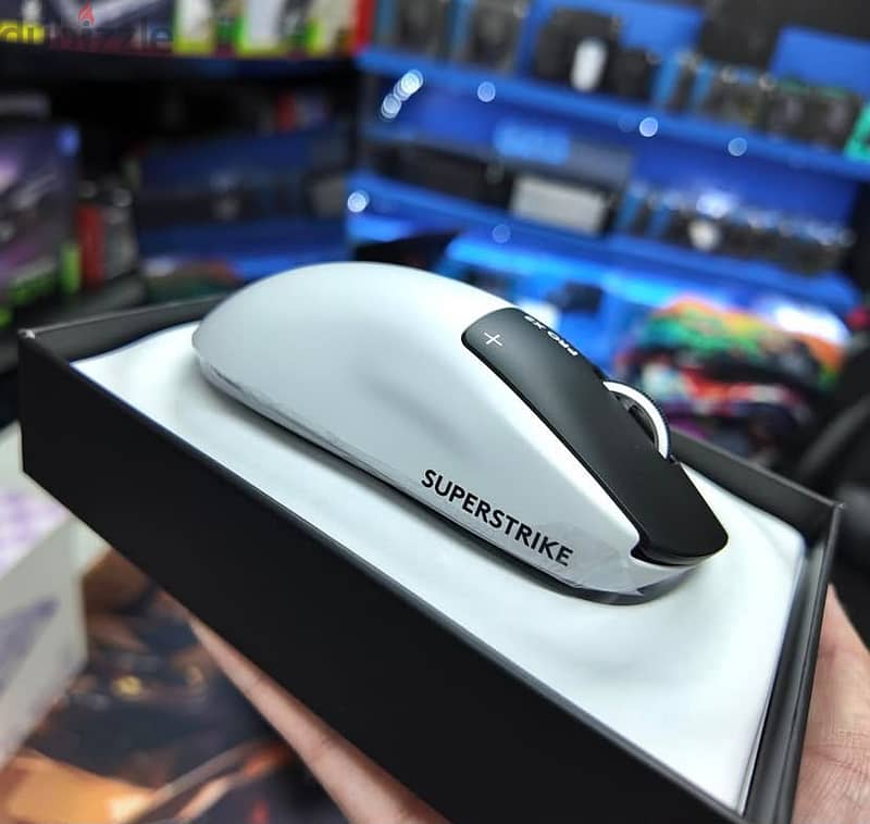 Logitech PRO X2 SUPERSTRIKE LIGHTSPEED Wireless Gaming Mouse 1