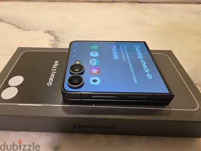Samsung Galaxy Z Flip8 (256GB) Graphite