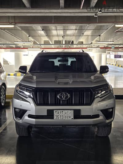 Toyota Prado 2023 V6 Black Edition ALJ