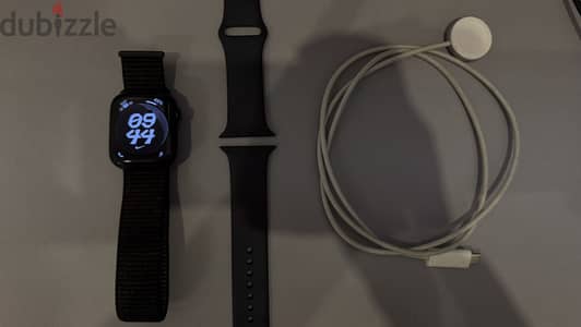 *URGENT* Apple Watch Series 8 45mm | 94% BH | Charger | 2 Bands