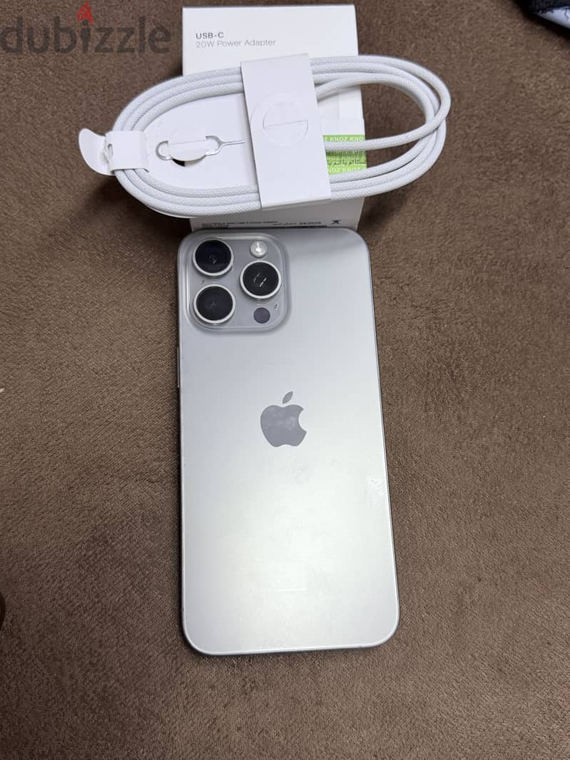 Apple - iPhone 15 Pro Max 4