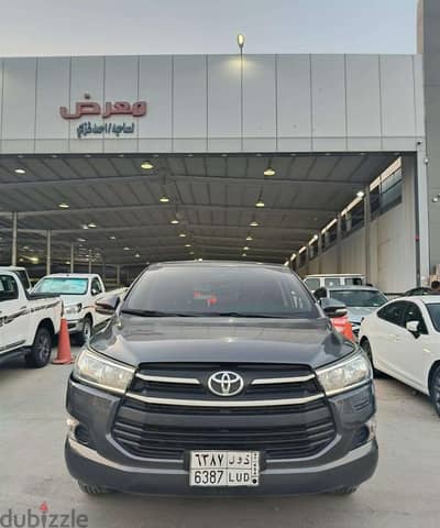 تويوتا إنوفا 2017 سوداء | Toyota Innova 2017 Black
