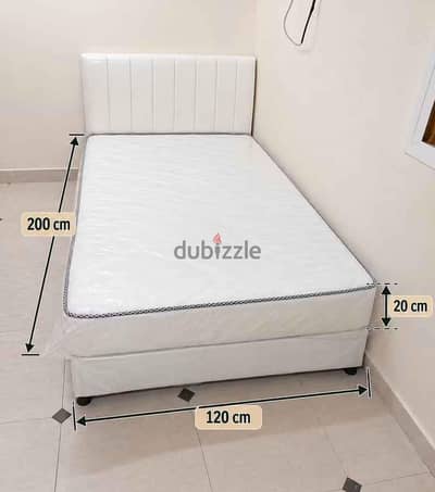 bed with mattress size 180X200