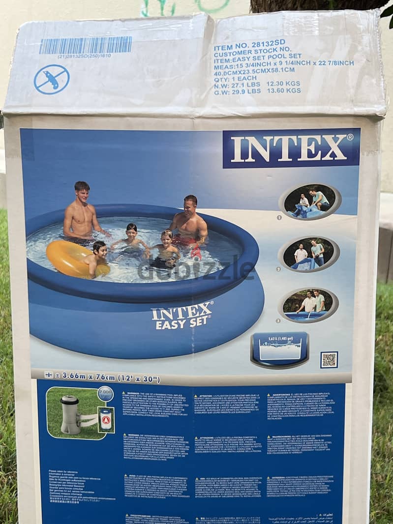 Swimming pool/ intex easy set pool 3