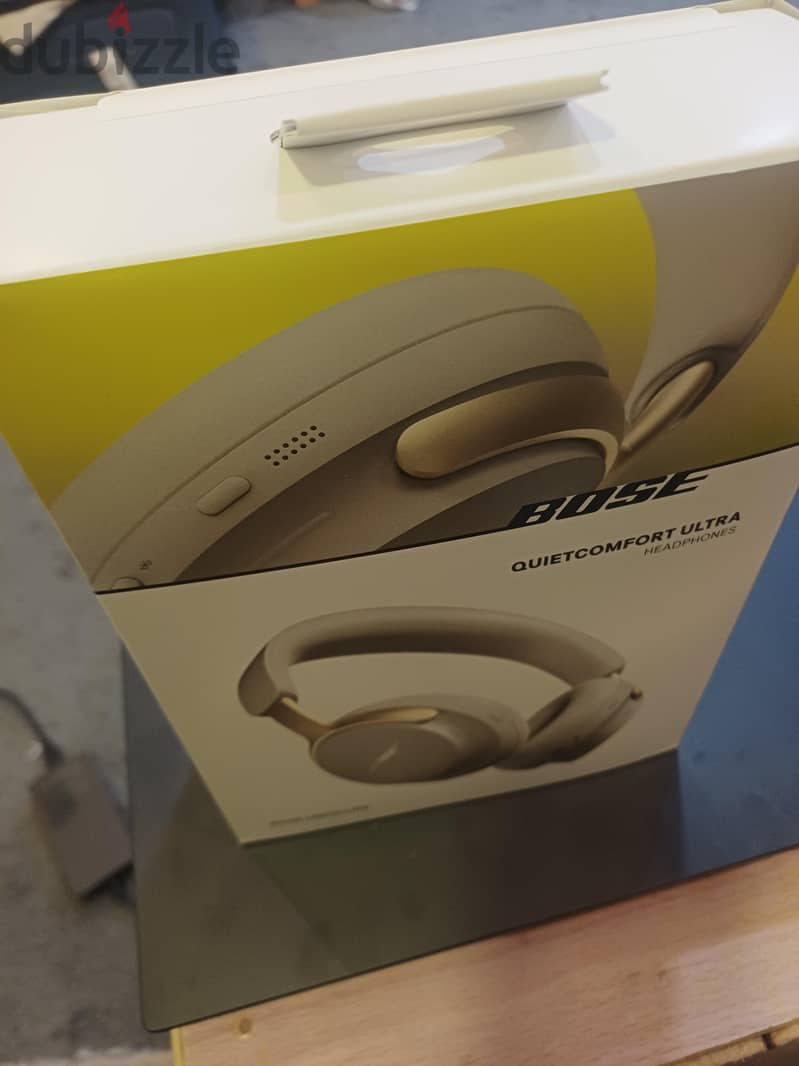 bose quietcomfort ultra/ brand new seelad 1