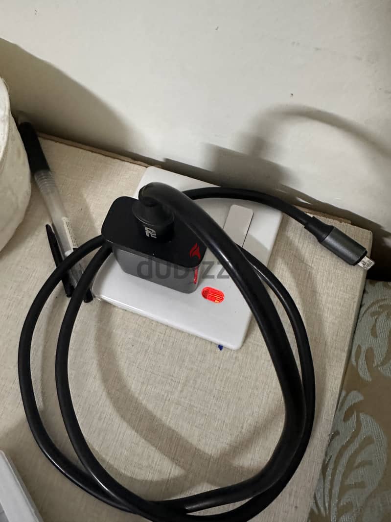 Charge 1