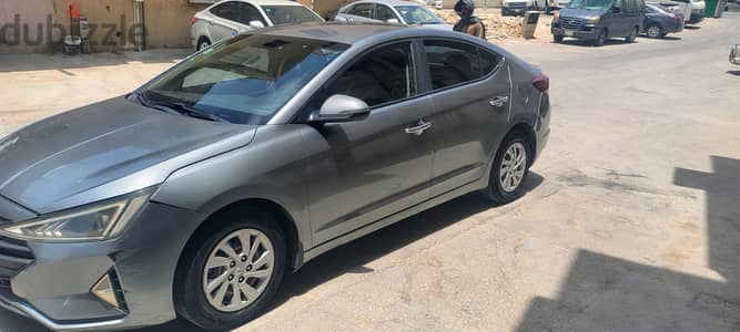 Hyundai Elantra 2019