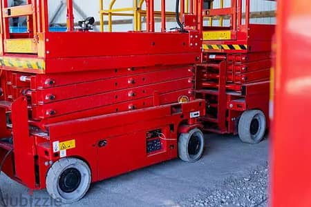 سيزرلفت مان لفت رافعات شوكيه تاجير معدات الرفع